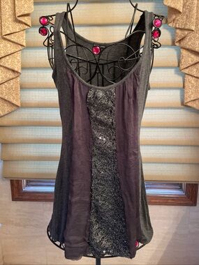Linq Los Angeles Gray Tank Top With Sequins/Mixed Media Size S (tag Missing)